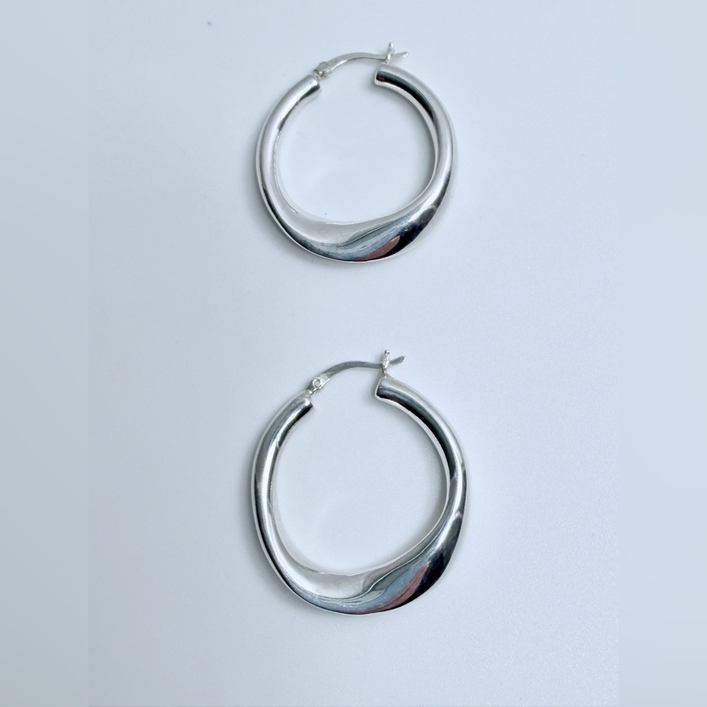 Vintage Sterling Silver Polished Medium Puffy Lopsided Hoop Earrings - Picture 8 of 16
